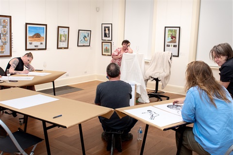 ArtAfterDarkOCT25-24.jpg